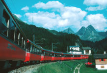 Doen: Bernina Express EW III-rijtuigen